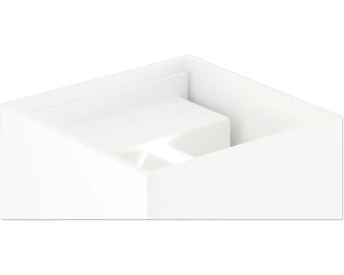 Vit infälld vägglampa