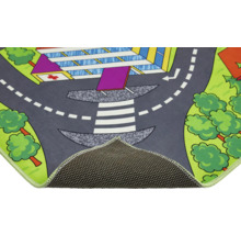 Lekmatta med vägar, övergångsställen och byggnader