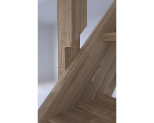 Detaljvy av en träkonstruktion med not och fjäder