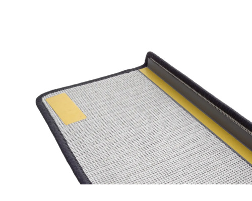 Dörrmatta med halkskyddsbeläggning och kant