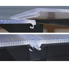 Närbild av transparenta kanalplastskivor med anslutningsprofiler