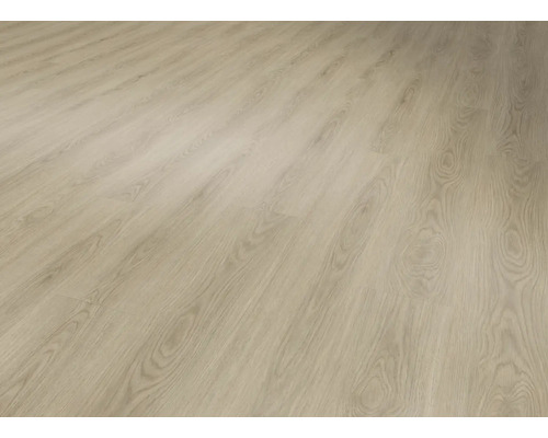 Ljust trägolv med naturlig träådring