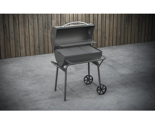 Kolgrill med hjul och förvaringsutrymme