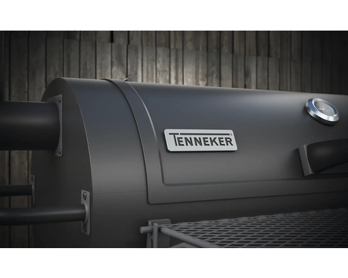 Tenneker logotyp på en grill