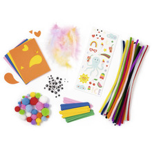 Pysselset med pysselmaterial som filt, fjädrar, klistermärken, rörliga ögon, pompombollar, glasspinnar och böjbara piprensare