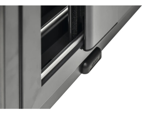 Detaljvy av en skjutdörrsbeslag