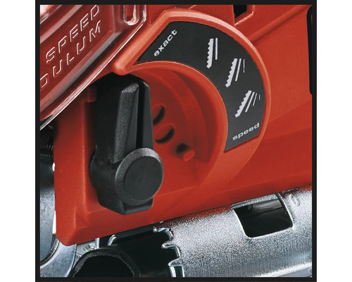 Detaljvy av en sticksåg med hastighetsregulator