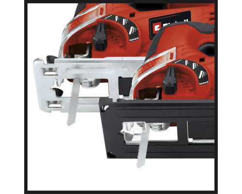 Två sticksågar med sågblad och hastighetsreglage.