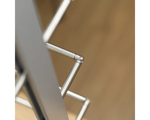 Detaljvy av en torkställning i metall