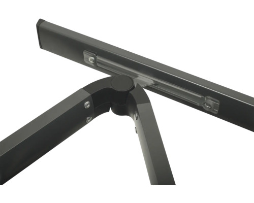 Detaljvy av ett bordsbensfäste