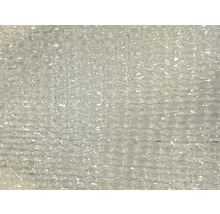 Närbild av ett transparent skuggsegel.