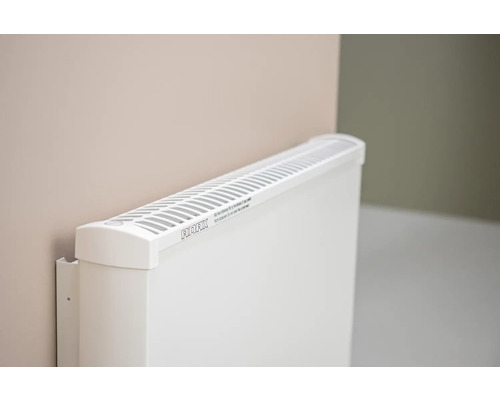 Vit radiator för väggmontering