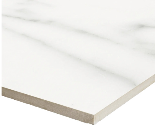 Vitt golvkakel med marmorlook