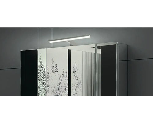 Spegelskåp med belysning och trämönster för badrummet