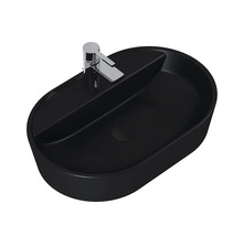 Svart tvättställsskål med kromarmatur