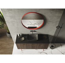 Badrum med tvättställsskåp, tvättställ, spegel och blandare