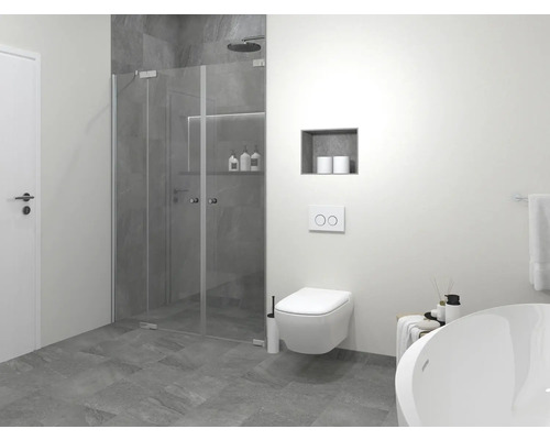 Modernt badrum med dusch, toalett och badkar