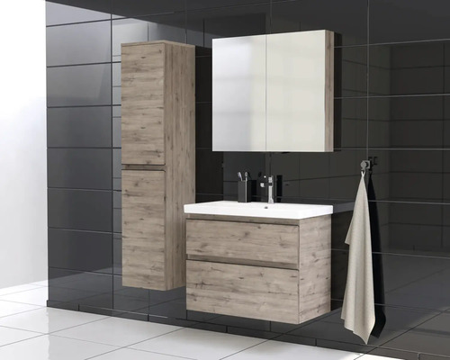 Badrumsmöbelset med tvättställ, spegelskåp och högskåp