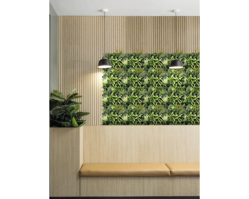 Väntrum med växtvägg, sittbänk och pendellampor