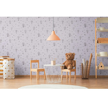 Barnrum med tapet med varmluftsballonger, barnmöbler och dekoration