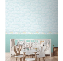 Barnrum med molntapet och barnmöbler