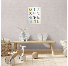 Barnrum med sifferplansch, leksaker och bänk