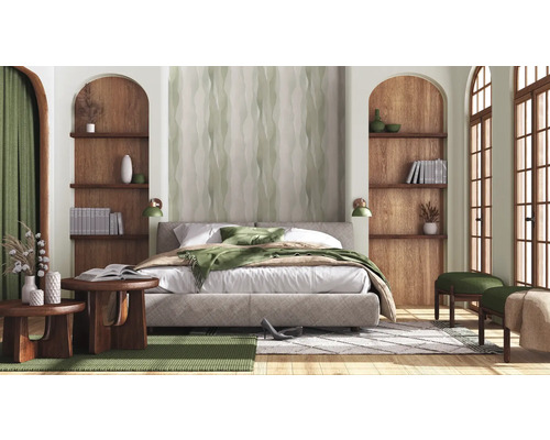 Sovrum med säng, trähyllor och dekorativa element.