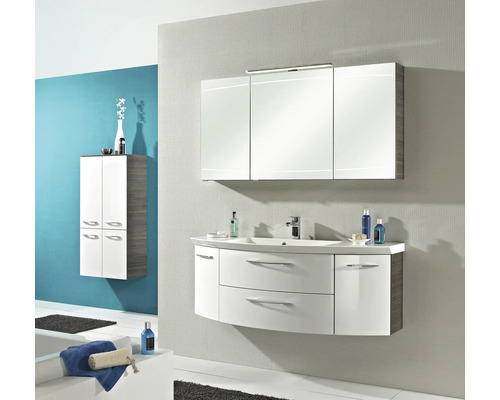 Modern badrumsmöbelset med tvättställsskåp, spegelskåp och högskåp