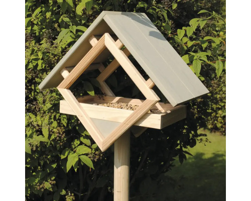 Fågelbord i trä med fågelfrö