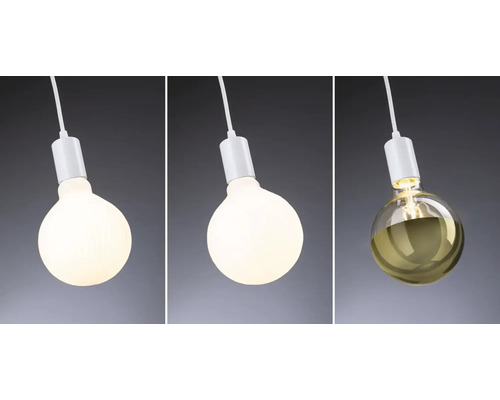 Tre bilder av en lampa med olika ljuseffekter.