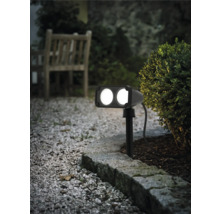 Trädgårdsstrålkastare för belysning av utomhusutrymmen