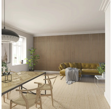 Vardagsrum med matbord, stolar, soffa och väggpaneler