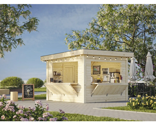 Träkiosk med distributionsfönster och utomhusdekoration i trädgården