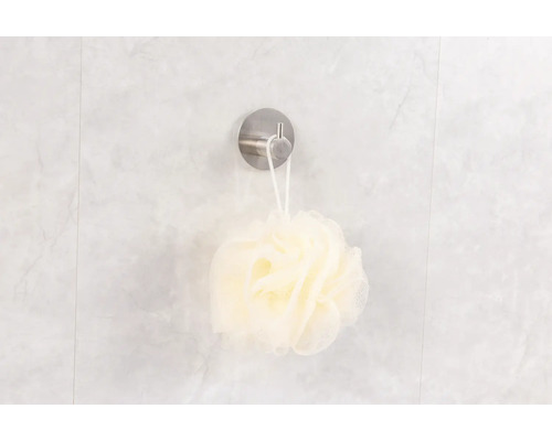 Duschsvamp hänger på en krok