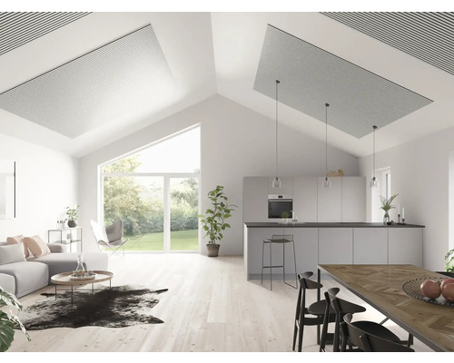 Ljust vardagsrum med akustiska takpaneler ovanför vardagsrummet och köket