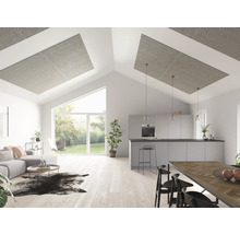 Ljust vardagsrum med öppet kök, takpaneler, sittgrupp och matplats