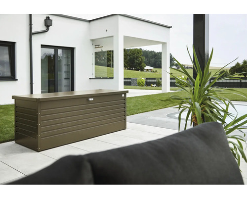 Bild av en förvaringsbox på en terrass