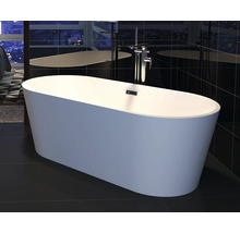 Fristående badkar i modernt badrum