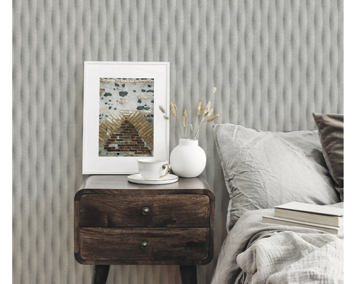 Väggdekoration med tredimensionell tapet i sovrummet