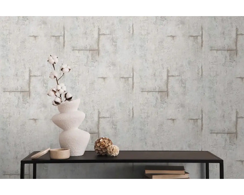 Dekorativ tapet med abstrakt mönster på en vägg