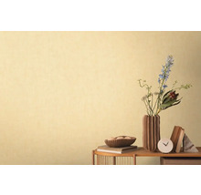 Dekorativ tapet med blomsterarrangemang och bordsdekoration