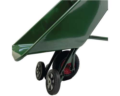 Grön skottkärra med tre hjul för trädgården