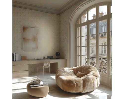 Ljust rum med skrivbord, stol, sittsäck och stort fönster