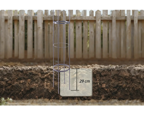 Illustration av ett tomatstöd i trädgården med ett installationsdjup på 29 centimeter