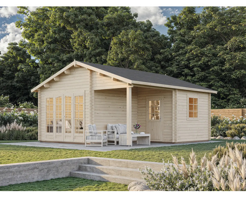 Trädgårdshus i trä med altan och utemöbler utomhus