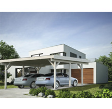 Dubbel carport i trä framför ett hus med två parkerade bilar