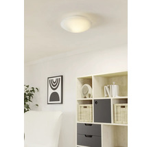 Taklampa i interiör