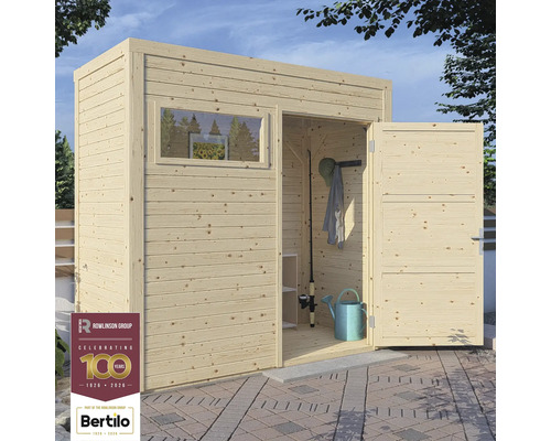 Trädgårdshus i trä med fönster och öppen dörr