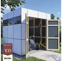 Modernt trädgårdsskjul med öppna trädörrar, interiör med fyrhjuling och trädgårdsredskap, Rowlinson Group Logo