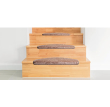 Trätrappa med trappstegsmattor